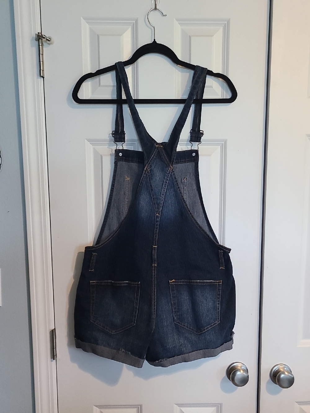 No Boundaries Dark Blue Denim Short Overalls - Picture 3 of 4